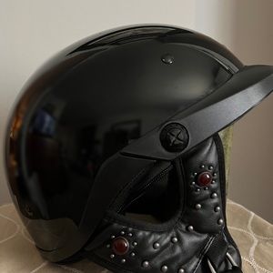 Harley Davison woman’s helmet